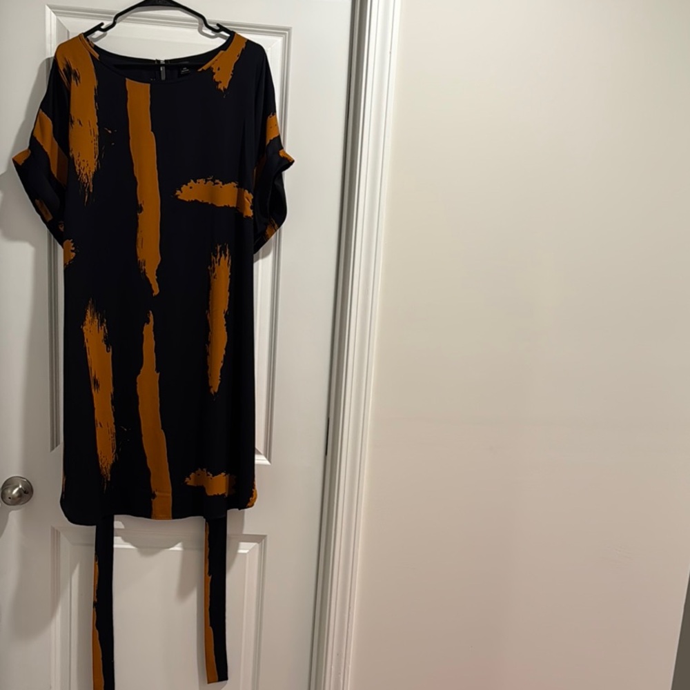 Shein Black and Orange Tie-Waist Dress